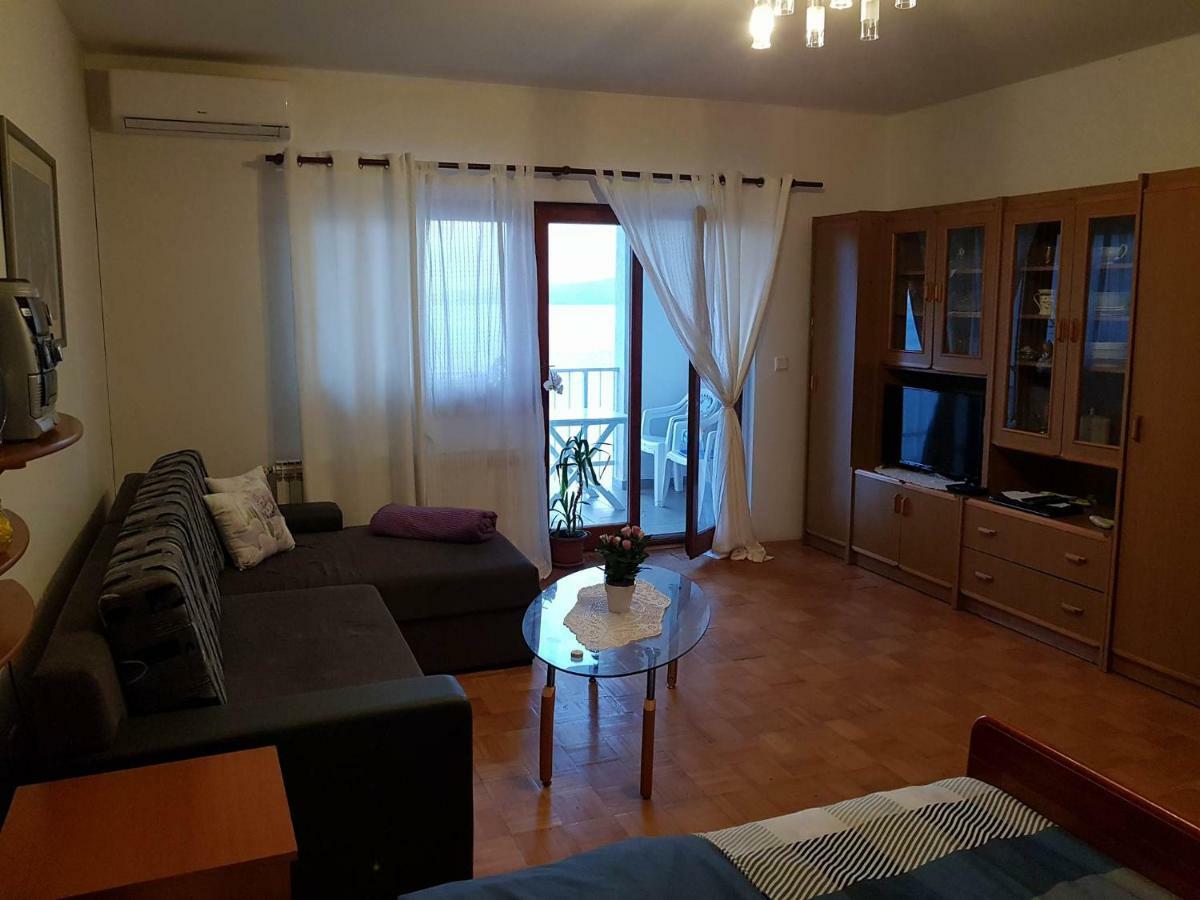 Apartman Ada Сень Экстерьер фото